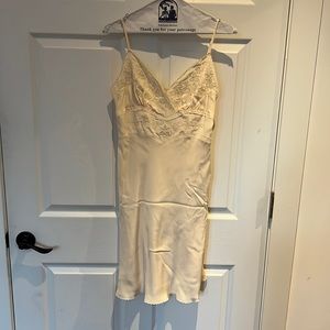 Club Monaco 100% Silk Dress with Lining Size 0